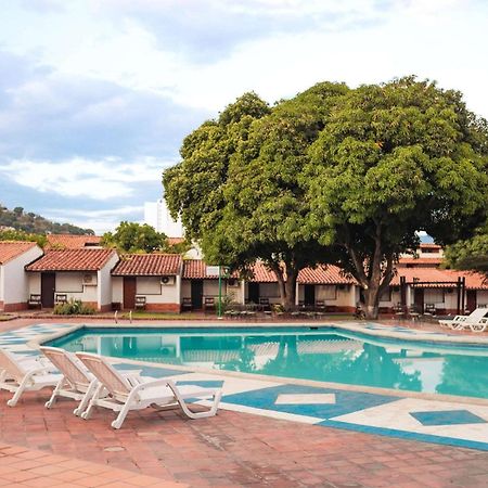Hotel Faranda Bolívar Cúcuta Resort Exterior foto