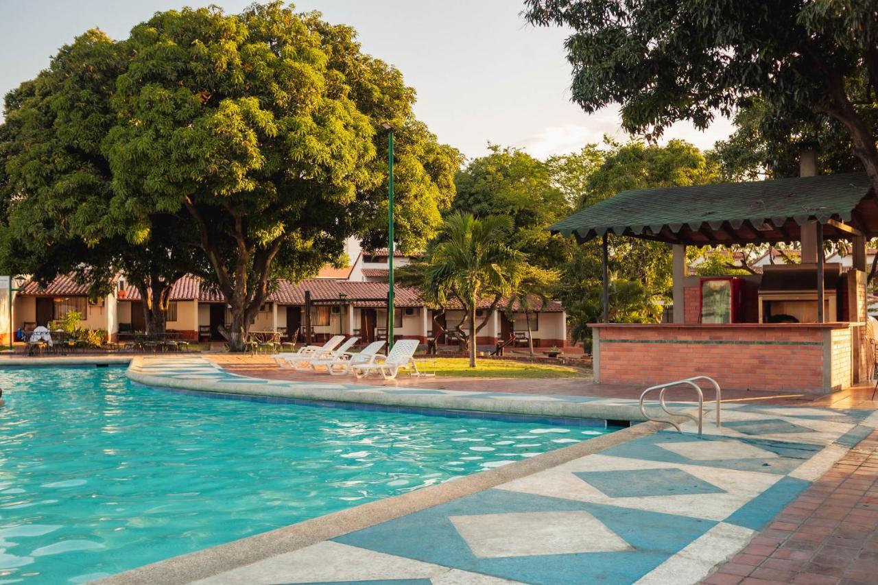 Hotel Faranda Bolívar Cúcuta Resort Exterior foto